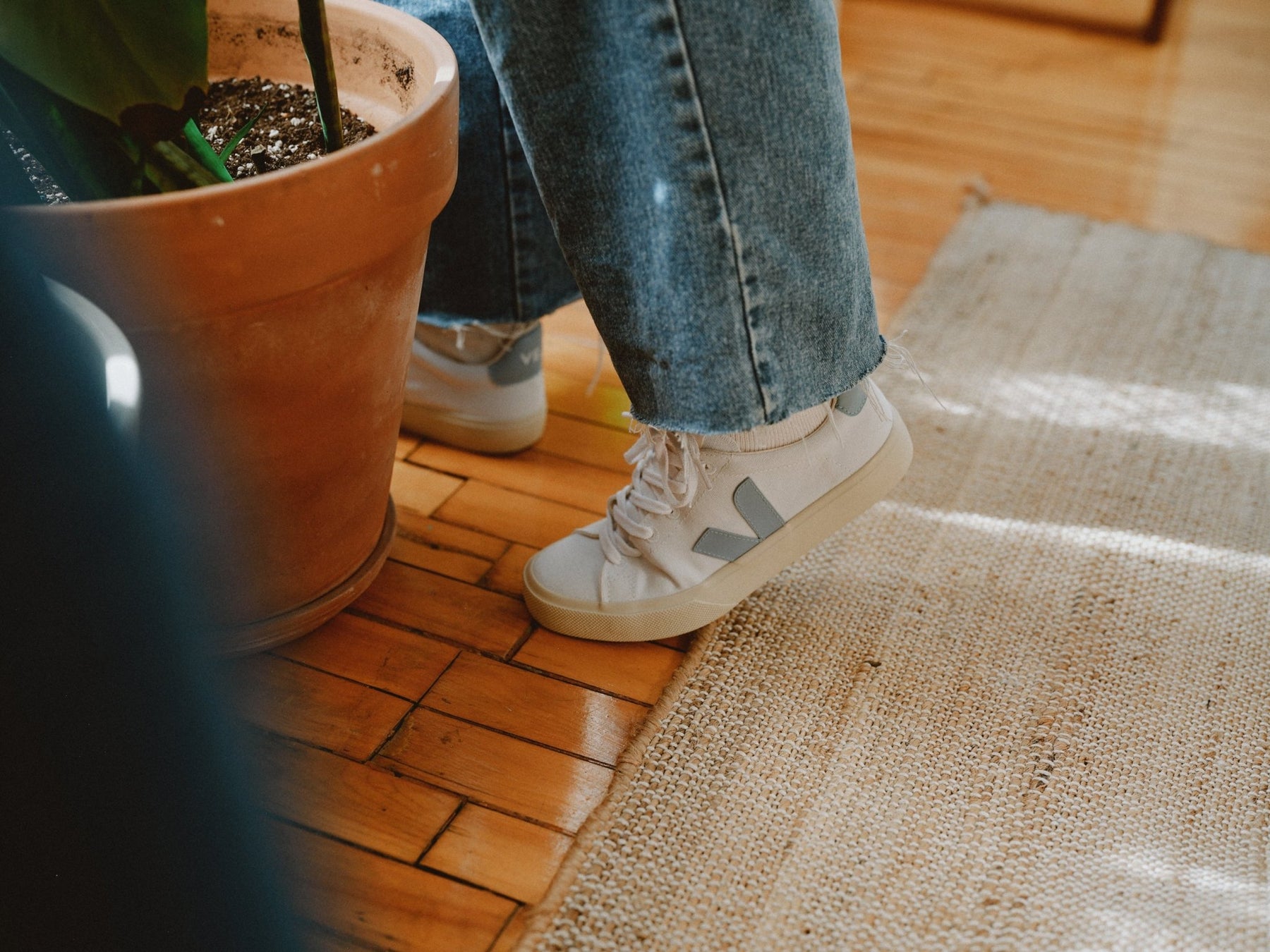 VEJA, Sneakers With a Commitment Towards You
