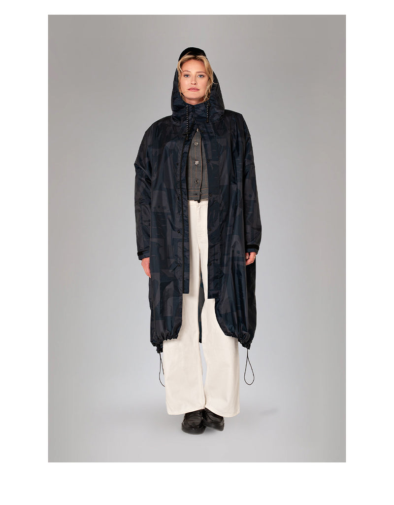 BACK TO BLACK - RAIN COAT