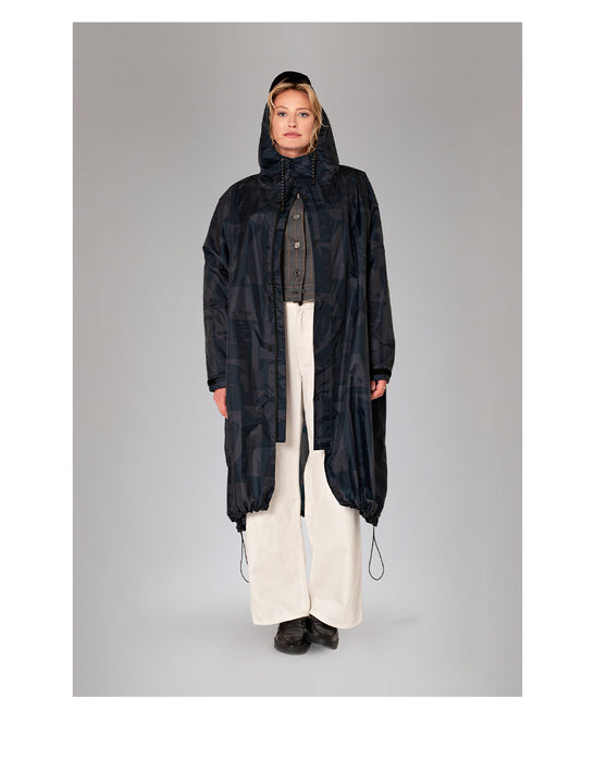 BACK TO BLACK - RAIN COAT