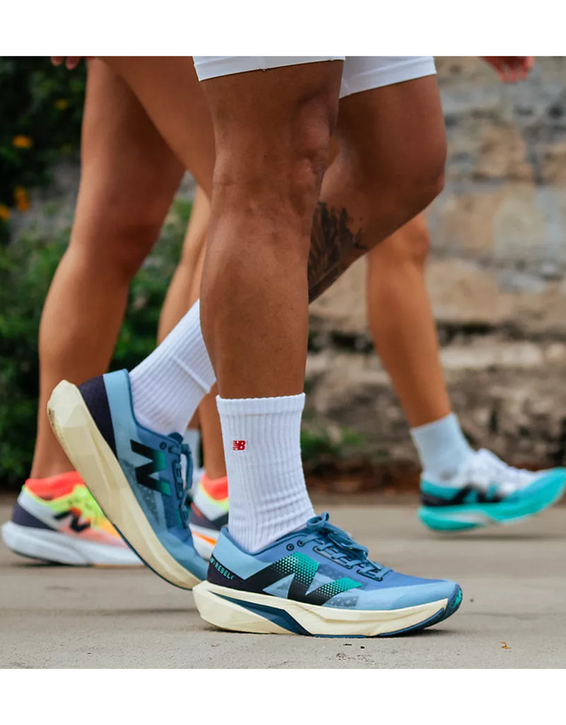 New Balance FUELCELL REBEL V4 - MFCXCH4 (2)
