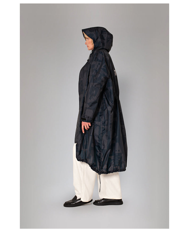 BACK TO BLACK - RAIN COAT