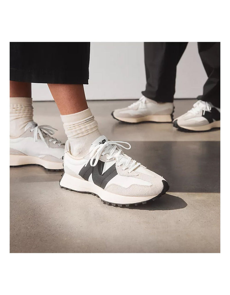 New Balance 327 - WS327FE (5)