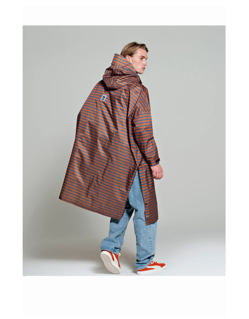 Rainkiss BRETON BORWN BLUE - RAIN PONCHO (2)