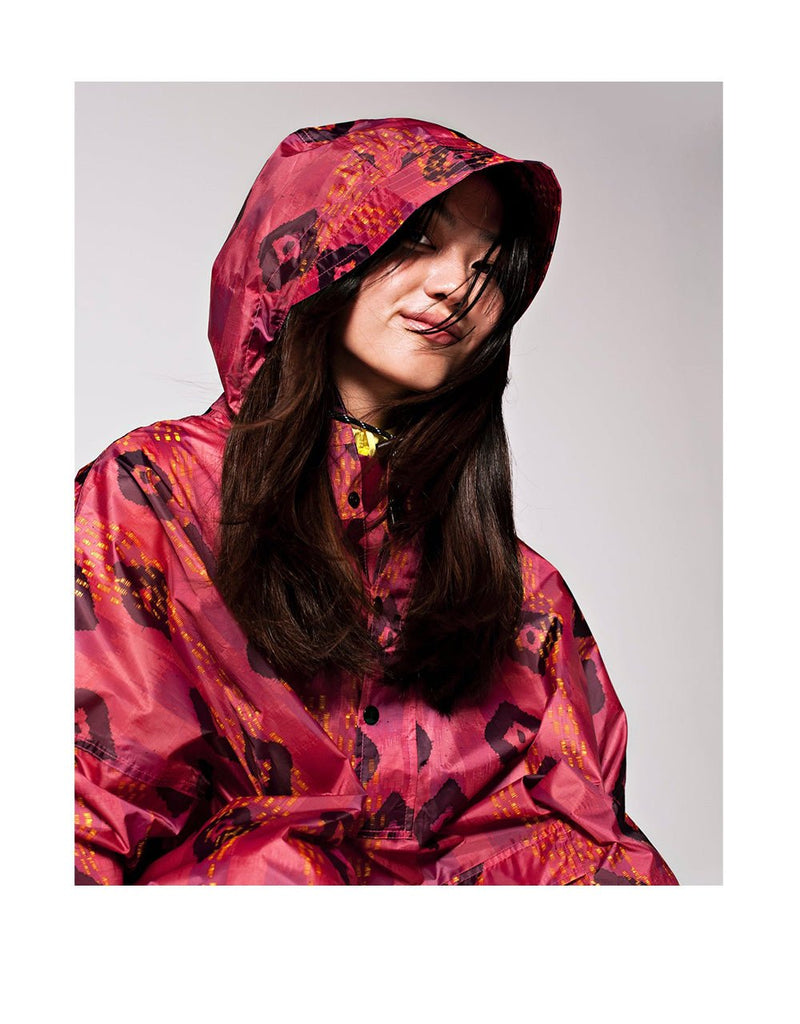Rainkiss IKAT - RAIN PONCHO (2)