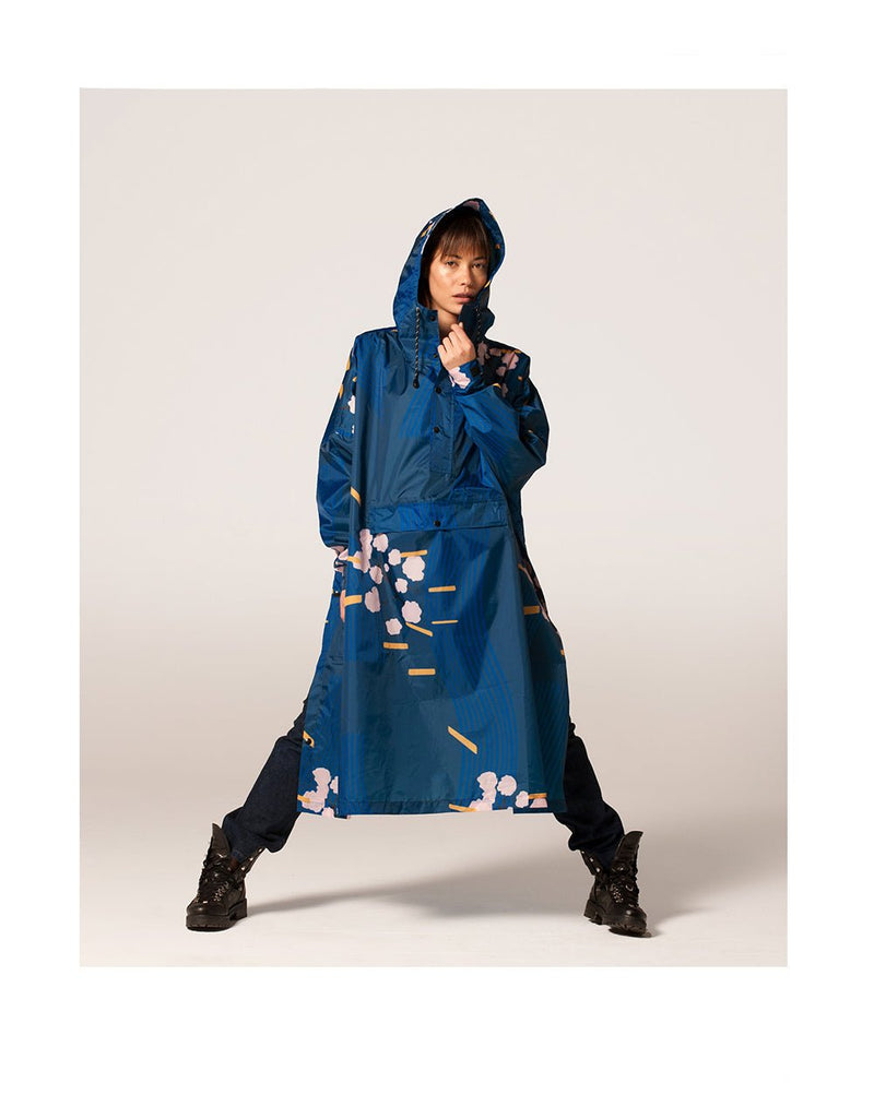 Rainkiss JAPANESE BLOSSOM - RAIN PONCHO (2)